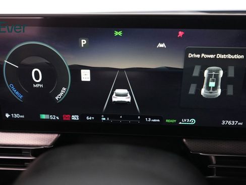 Used 2023 Genesis GV60 Advanced w/ Cargo Package image 7