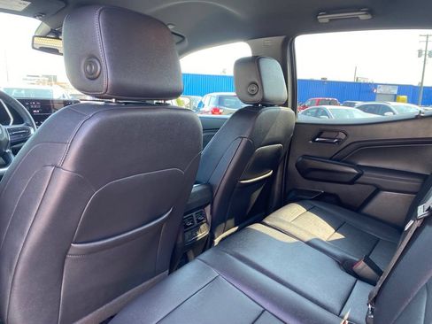 Used 2024 GMC Canyon Elevation w/ Convenience Package AWD/4WD image 14