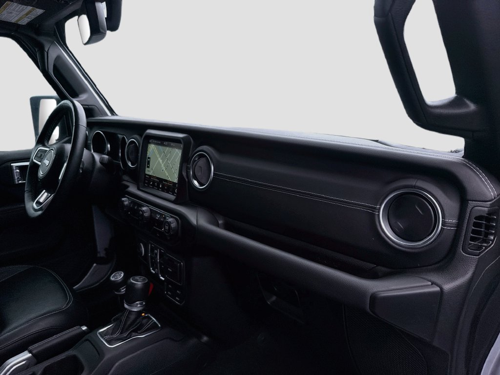 Used 2023 Jeep Wrangler Unlimited Sahara w/ Cold Weather Group AWD/4WD image 34