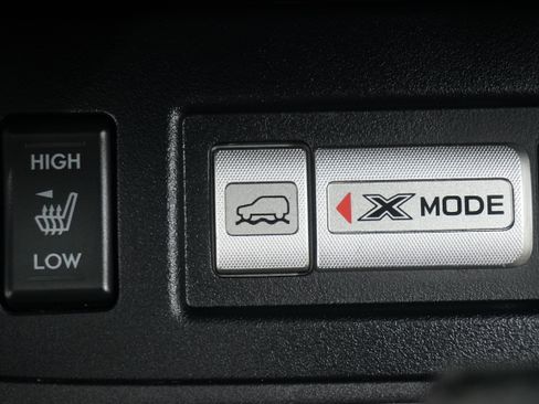 Used 2015 Subaru Forester 2.5i Limited w/ Popular Package #2 AWD/4WD image 20