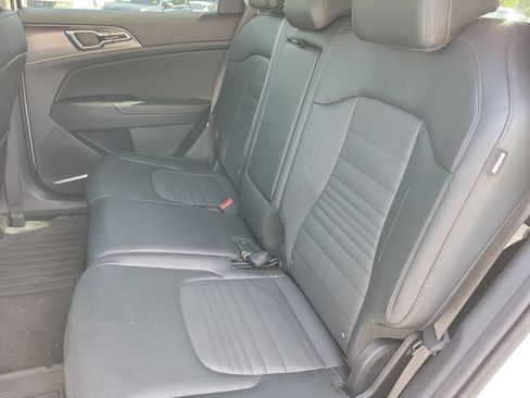 Used 2025 Kia Sportage SX FWD image 15