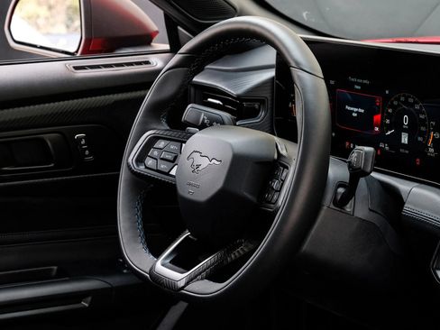 Used 2025 Ford Mustang Dark Horse RWD image 14
