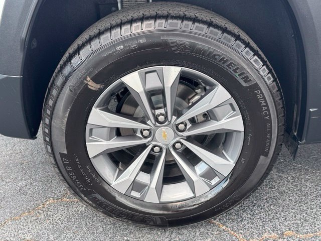 Used 2026 Chevrolet Equinox LT AWD/4WD image 6