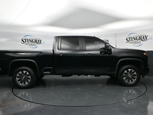 Used 2024 Chevrolet Silverado 2500 Custom w/ Custom Value Package AWD/4WD image 8