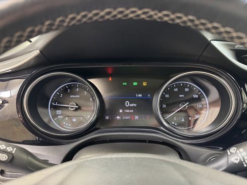 Used 2023 Buick Encore GX Essence w/ Advanced Technology Package image 33