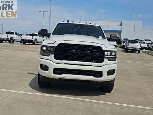 Used 2021 RAM 2500 Limited AWD/4WD image 3