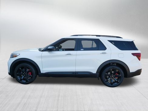 Certified 2023 Ford Explorer ST w/ Technology Package AWD/4WD image 4