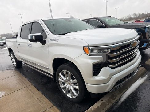 Used 2023 Chevrolet Silverado 1500 High Country w/ High Country Premium Package image 4