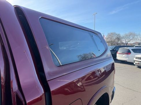 Used 2019 RAM 1500 Laramie image 29