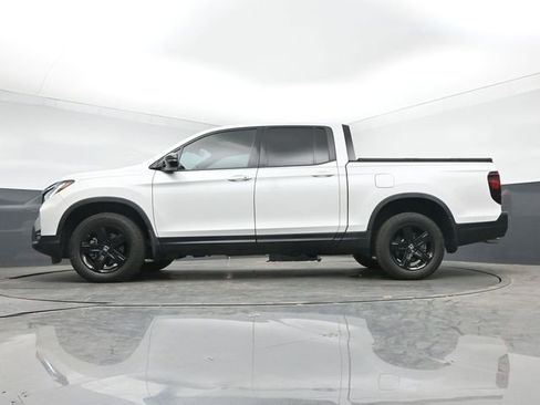 Used 2023 Honda Ridgeline Black Edition image 17