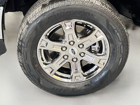 Used 2022 Ford F150 Lariat w/ Equipment Group 502A High AWD/4WD image 33