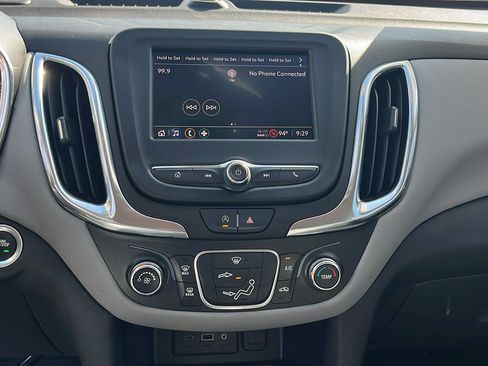 Used 2024 Chevrolet Equinox LS w/ Midnight Edition FWD image 20