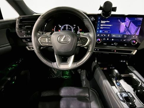 Used 2024 Lexus RX 350 350h Luxury image 9