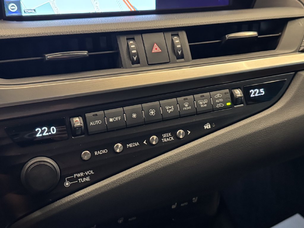 Used 2019 Lexus ES 350 FWD image 15