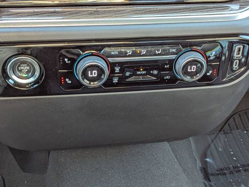 Used 2024 Chevrolet Silverado 1500 LT image 23