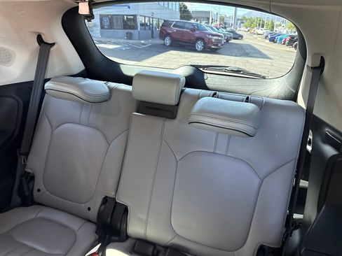 Used 2024 Honda Pilot Elite image 22
