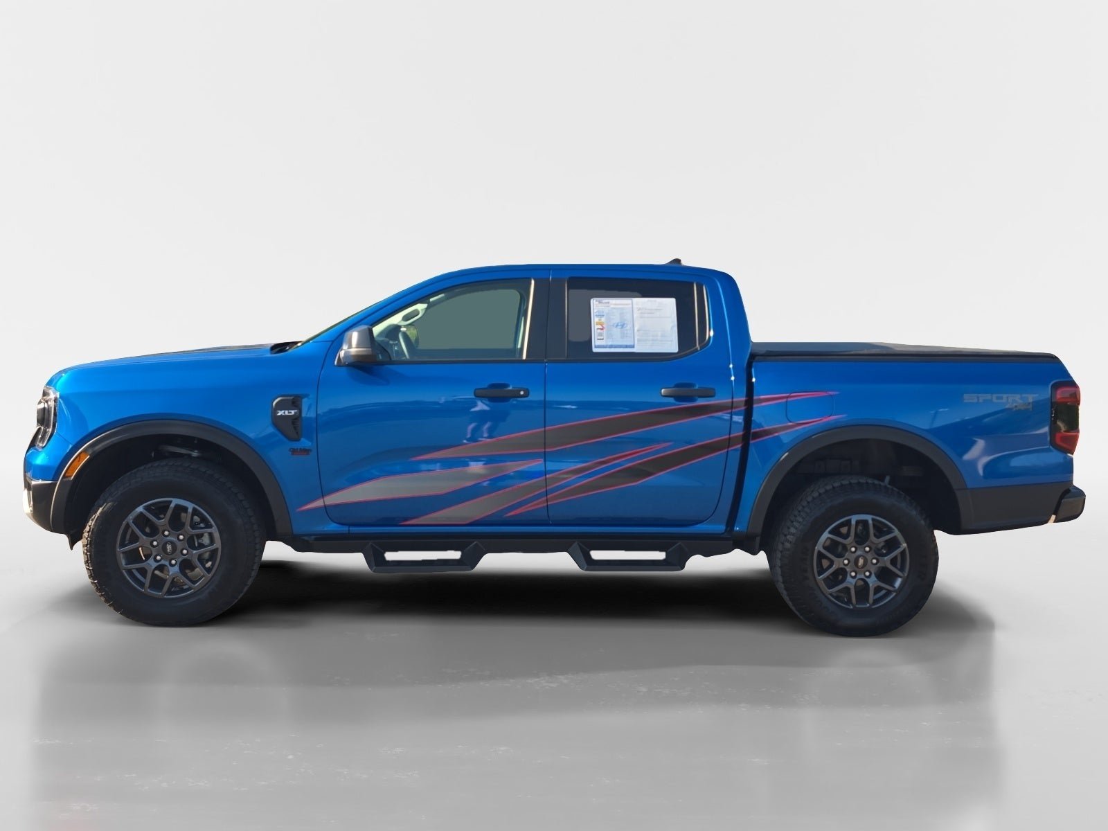 Used 2025 Ford Ranger XLT w/ Equipment Group 301A High AWD/4WD image 6