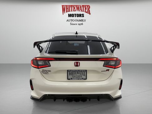 Used 2025 Honda Civic Type R image 3