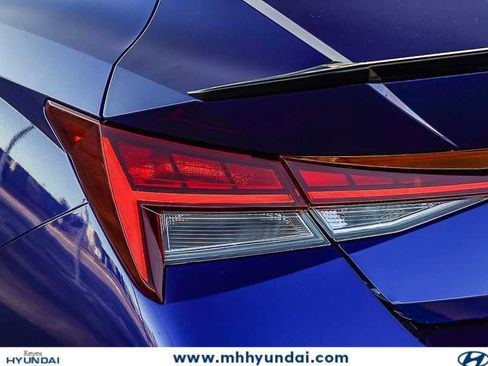 New 2026 Hyundai Elantra SEL Sport FWD image 7