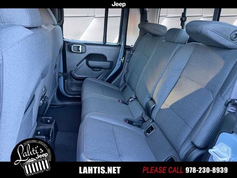 New 2026 Jeep Gladiator Sport image 11