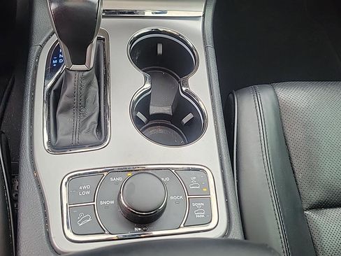 Used 2020 Jeep Grand Cherokee High Altitude image 10