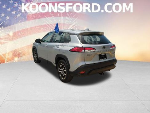 Used 2024 Toyota Corolla Cross AWD Hybrid image 3