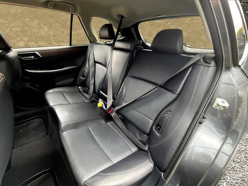 Used 2018 Subaru Outback 2.5i Limited image 21