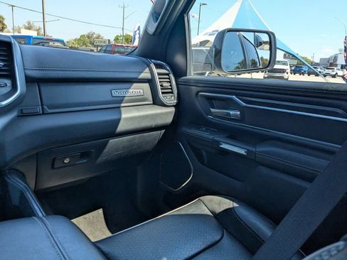 Used 2024 RAM 1500 Laramie image 16