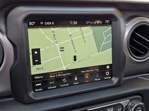 Certified 2022 Jeep Wrangler Unlimited Sport w/ Sun And Sound Package image 18