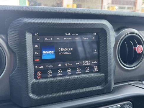 Used 2021 Jeep Wrangler Unlimited Sport AWD/4WD image 17