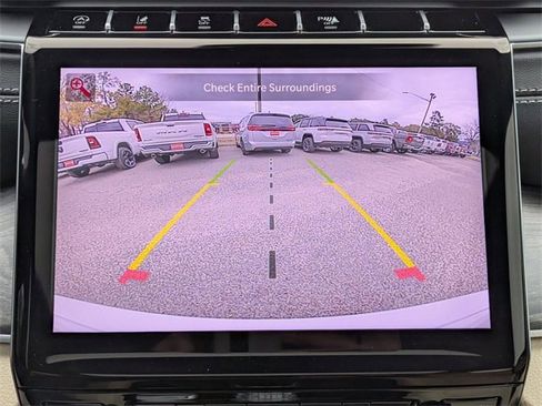 New 2025 Jeep Grand Cherokee Limited image 22