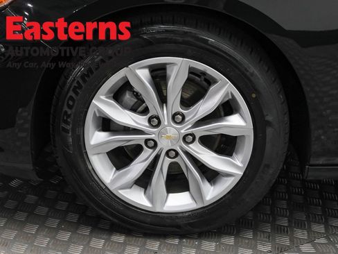 Used 2024 Chevrolet Malibu LT image 32