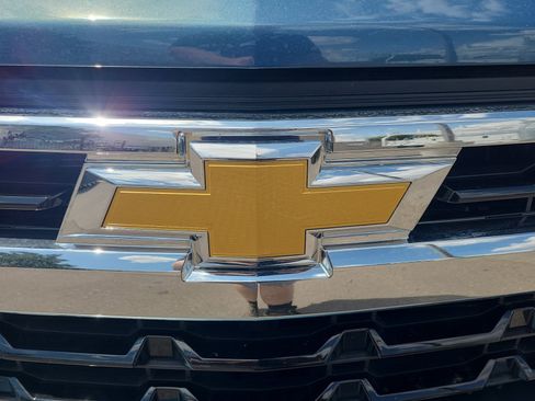 Used 2024 Chevrolet Silverado 1500 LT RWD image 16