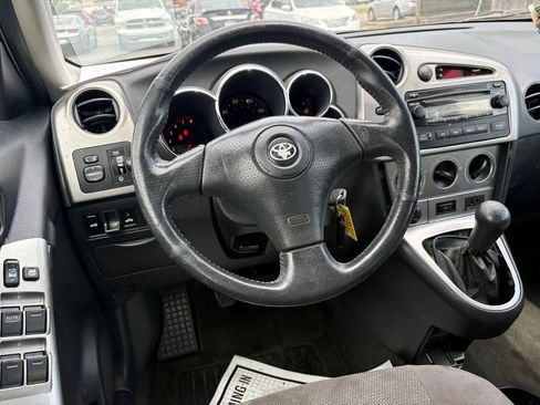 Used 2005 Toyota Matrix FWD image 8