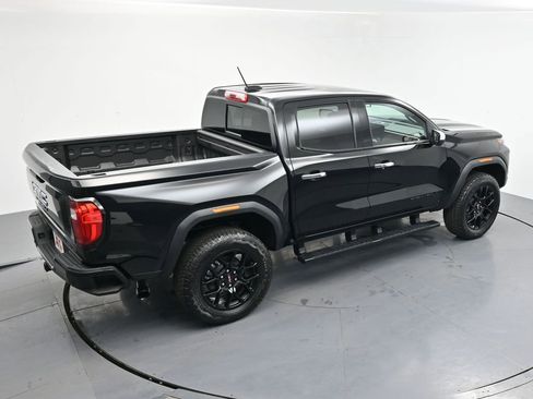 New 2026 GMC Canyon Denali w/ LPO, Denali Black Edition image 5