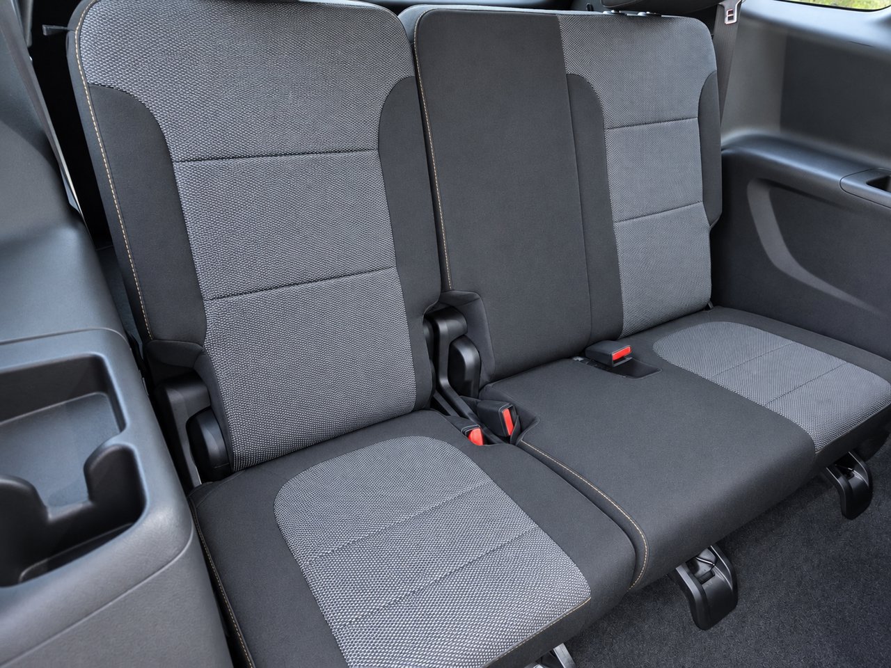 Used 2020 Chevrolet Traverse LS FWD image 28