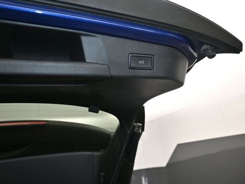 Used 2021 Volkswagen ID.4 1st Edition image 36