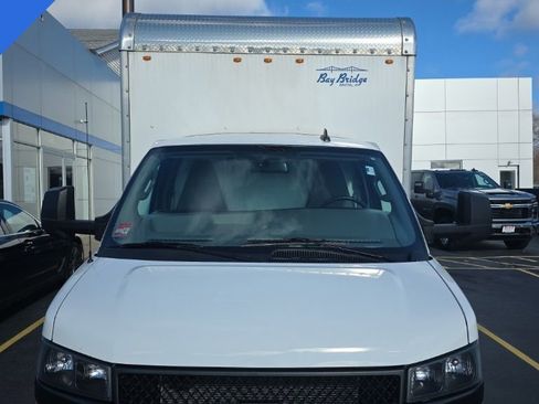 Used 2023 Chevrolet Express 3500 w/ Power Convenience Package image 5