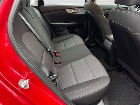 Used 2023 Kia Forte LXS image 12