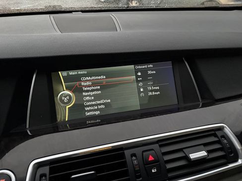 Used 2012 BMW 535i Gran Turismo image 32