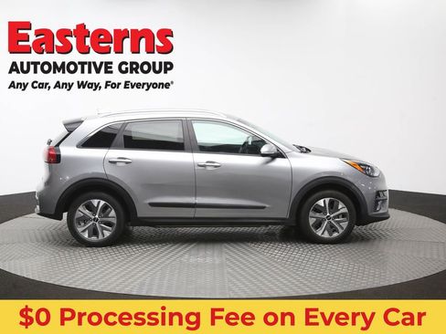 Used 2022 Kia Niro EX FWD image 45