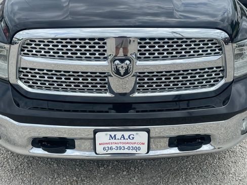 Used 2016 RAM 1500 Laramie w/ Convenience Group AWD/4WD image 9