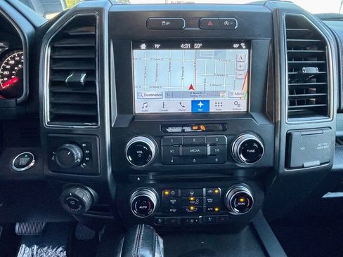 Used 2018 Ford F150 Lariat w/ Equipment Group 502A Luxury AWD/4WD image 16
