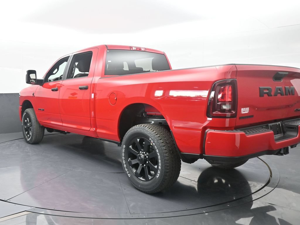 New 2026 RAM 2500 Big Horn AWD/4WD image 4