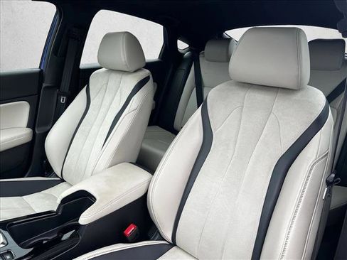 Used 2023 Acura Integra A-Spec image 16