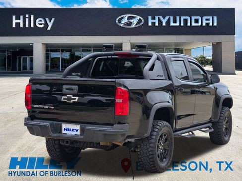 Used 2020 Chevrolet Colorado ZR2 w/ ZR2 Midnight Special Edition AWD/4WD image 4