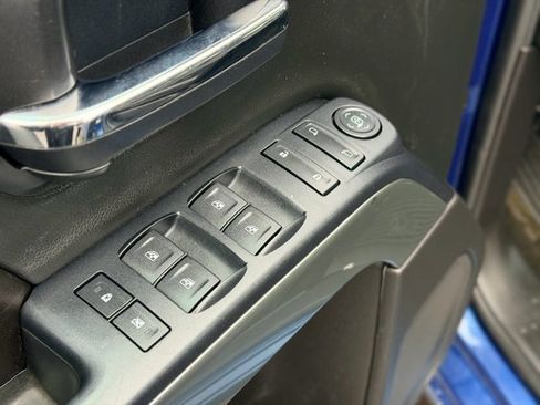 Used 2015 Chevrolet Silverado 2500 LT w/ LT Convenience Package image 20