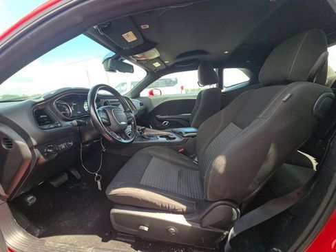 Used 2023 Dodge Challenger SXT RWD image 9