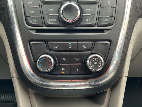 Used 2016 Buick Encore FWD image 33