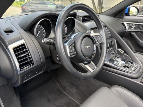 Used 2018 Jaguar F-TYPE R-Dynamic AWD/4WD image 17